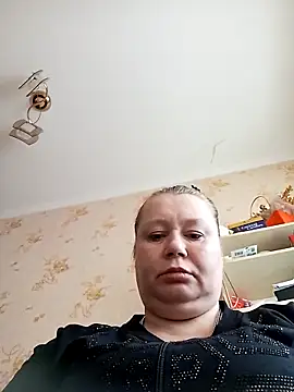 KiraStanton online show from 04/08/26, 12:49