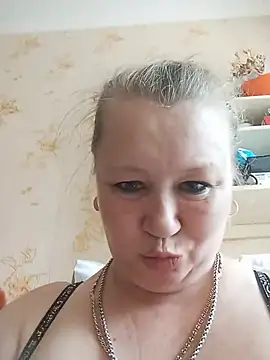 Snapshot of KiraStanton chatting on 07/03/26, 10:32 KiraStanton online show from 07/03/26, 10:32