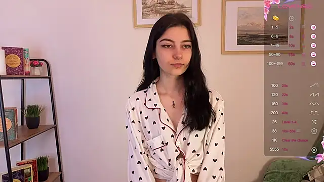 Lilian Merf online show from 04/17/26, 08:06
