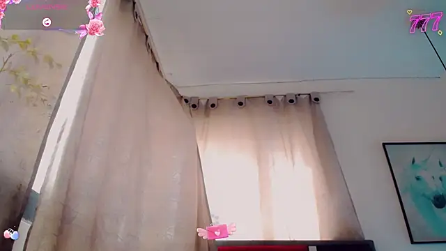Snapshot of Abby_White__ chatting on 07/04/26, 07:31 Abby White online show from 07/04/26, 07:31