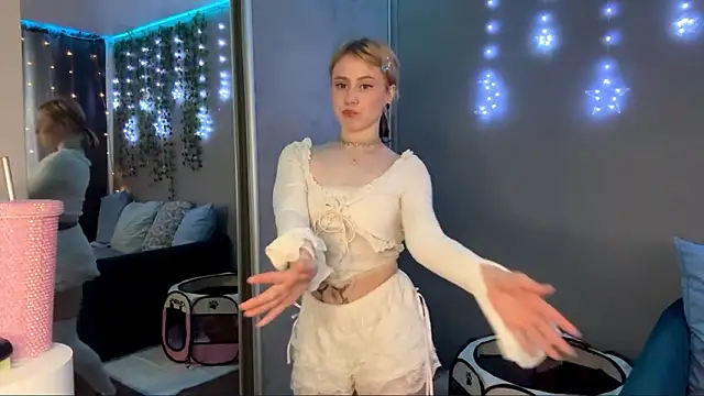 ZyrelihVayne online show from 03/04/26, 08:09