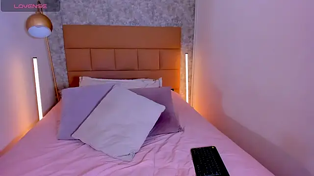 ZeynepYilmaz online show from 04/02/26, 09:12