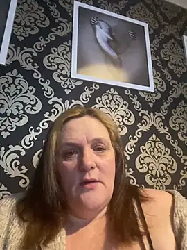 Busty-GilfQuinn online show from 02/20/26, 06:52