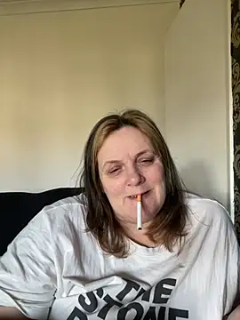 Busty-GilfQuinn online show from 02/22/26, 10:36