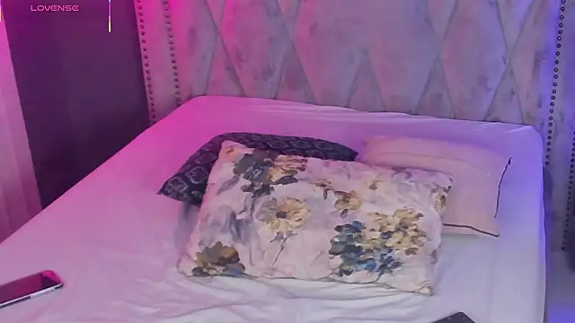 Baby foxx online show from 03/12/26, 10:43