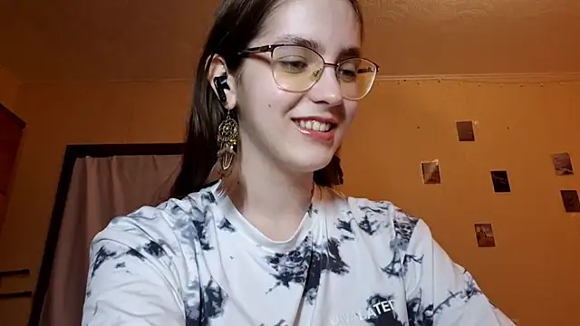 Katelemon online show from 03/04/26, 12:11