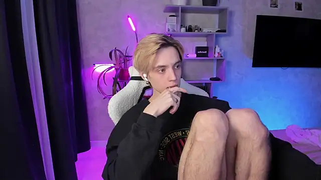 Jesse Miller online show from 03/09/26, 01:48