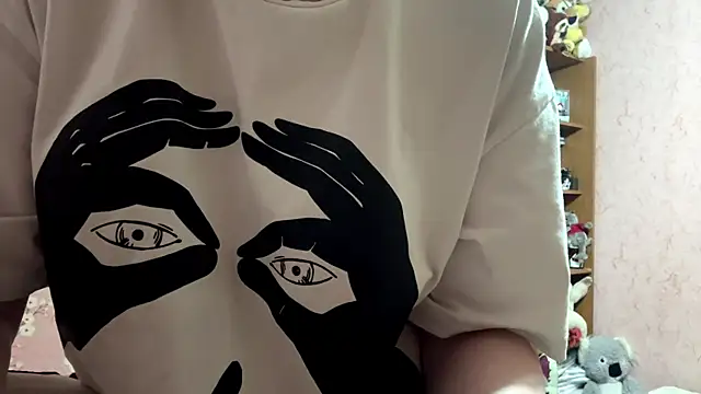 LiraDreamX online show from 04/25/26, 04:26