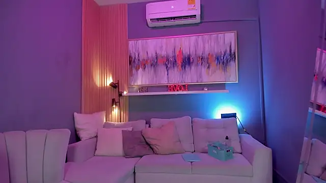 janinne lu online show from 03/30/26, 11:11