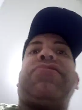 2Brazilians4one online show from 03/06/26, 05:37