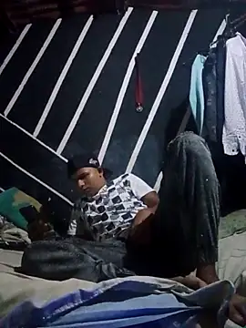 zeus23cm1 online show from 02/25/26, 05:50