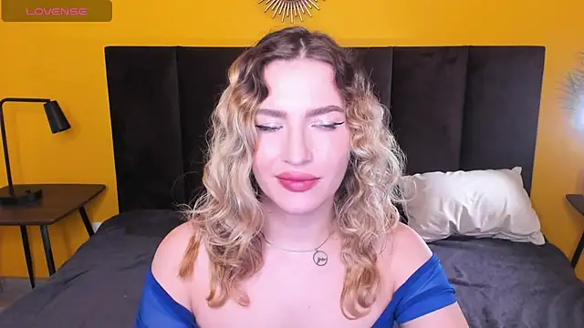 StellaAlluring online show from 04/17/26, 01:41