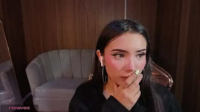 Daphne nicole b online show from 05/30/26, 01:08