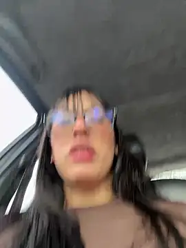 Snapshot of susi_chimm chatting on 06/05/26, 12:33 susi chimm online show from 06/05/26, 12:33