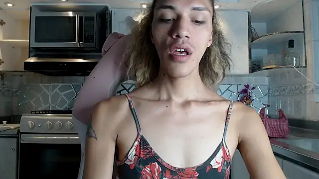 CrisOzzz online show from 03/01/26, 06:54