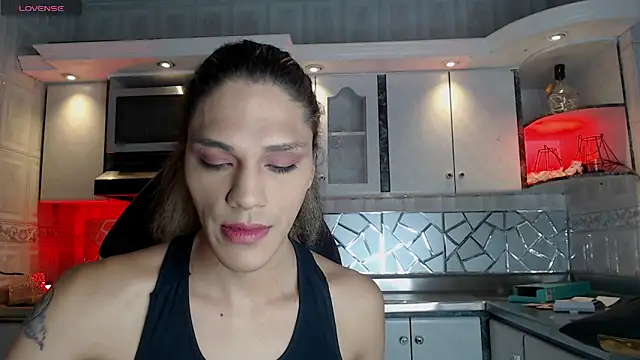 CrisOzzz online show from 04/02/26, 05:54