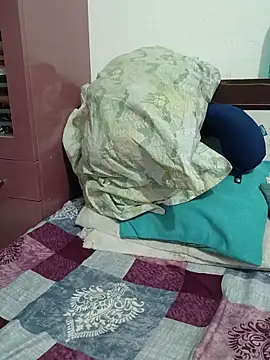 Queenlipx online show from 03/09/26, 05:28