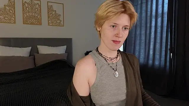  Freirene online show from 04/15/26, 01:40