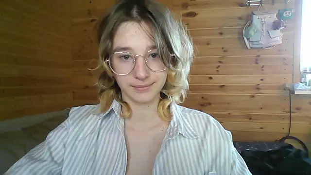 Snapshot of Silva-Tailll chatting on 06/02/26, 04:20 Silva-Tailll online show from 06/02/26, 04:20