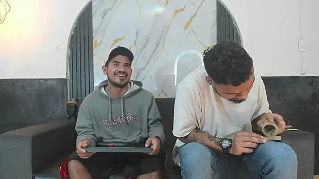 Latins on fire online show from 04/15/26, 07:58