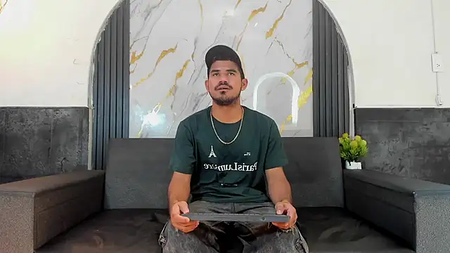 Latins on fire online show from 04/17/26, 11:13