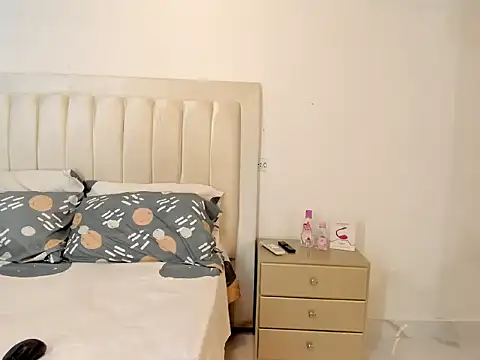 Scarlet luna1 online show from 02/28/26, 02:12