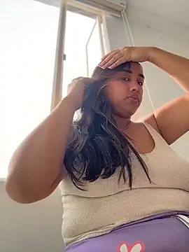 Eyssha online show from 04/08/26, 12:38