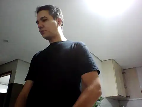 Snapshot of FabioZoe1 chatting on 04/25/26, 11:57 FabioZoe1 online show from 04/25/26, 11:57