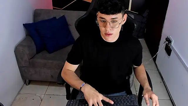 IanBlake  online show from 03/03/26, 08:48