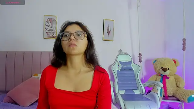 Zoow bluussh online show from 04/04/26, 11:51