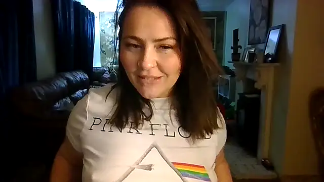 Snapshot of Kandi-kiss chatting on 03/13/26, 11:11 Kandi-kiss online show from 03/13/26, 11:11