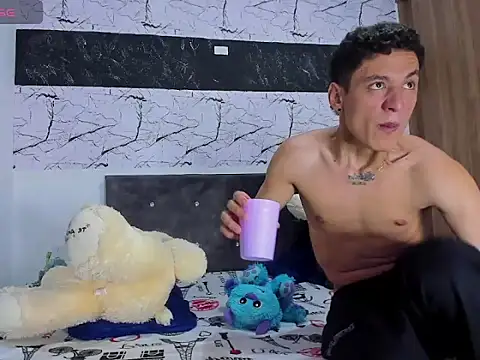 britney london xxx online show from 03/06/26, 03:14