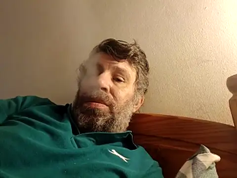 stud2512 online show from 02/27/26, 01:00