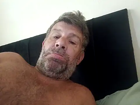 stud2512 online show from 07/01/26, 07:54