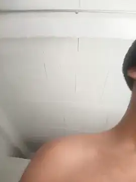 Snapshot of crisstars chatting on 02/21/26, 06:09 crisstars online show from 02/21/26, 06:09