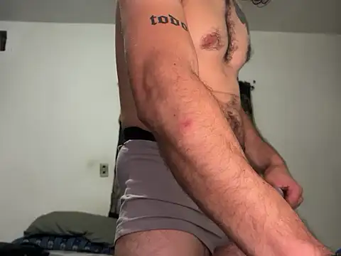 Snapshot of enimanocturno chatting on 03/27/26, 05:46 enimanocturno online show from 03/27/26, 05:46