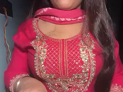 Avneet kaurr1 online show from 06/03/26, 03:17