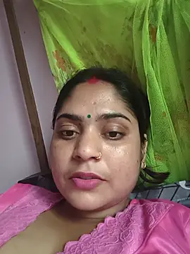 Snapshot of Aanushaka chatting on 05/18/26, 11:49 Aanushaka online show from 05/18/26, 11:49