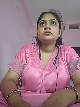 Snapshot of Aanushaka chatting on 05/21/26, 01:12 Aanushaka online show from 05/21/26, 01:12
