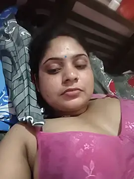 Snapshot of Aanushaka chatting on 06/02/26, 03:25 Aanushaka online show from 06/02/26, 03:25