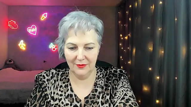 Mary-Leee online show from 03/04/26, 04:24