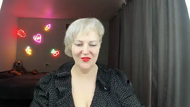 Mary-Leee online show from 05/28/26, 06:00