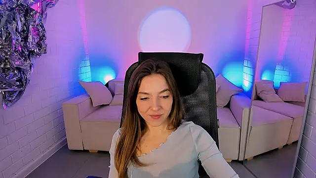 DianaAvis online show from 03/01/26, 09:22