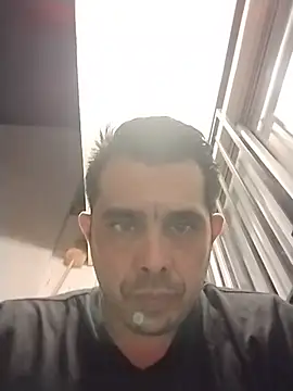 Snapshot of manuel4200 chatting on 07/19/26, 10:30 manuel4200 online show from 07/19/26, 10:30