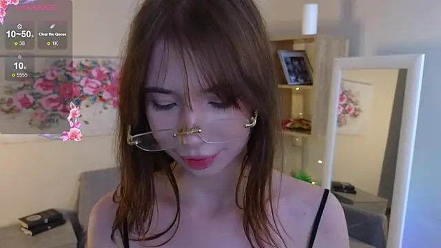 Jennin Hearl online show from 04/18/26, 07:58