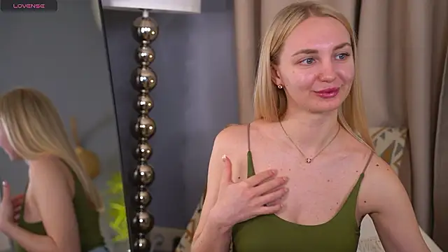 BabyBeckkky online show from 03/02/26, 08:43