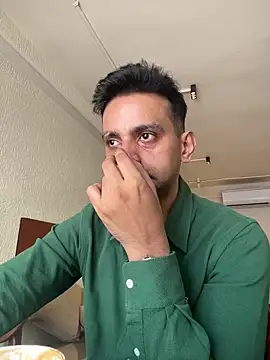 online4u08 online show from 04/07/26, 05:19