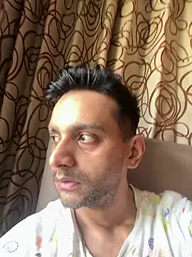 online4u08 online show from 04/12/26, 05:23