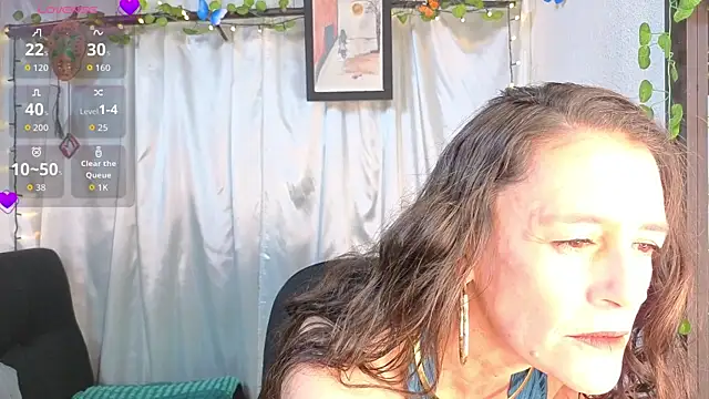 LeanaMaturee online show from 05/21/26, 12:34