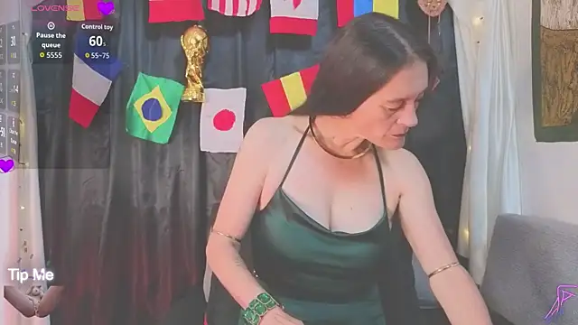 LeanaMaturee online show from 07/10/26, 12:52